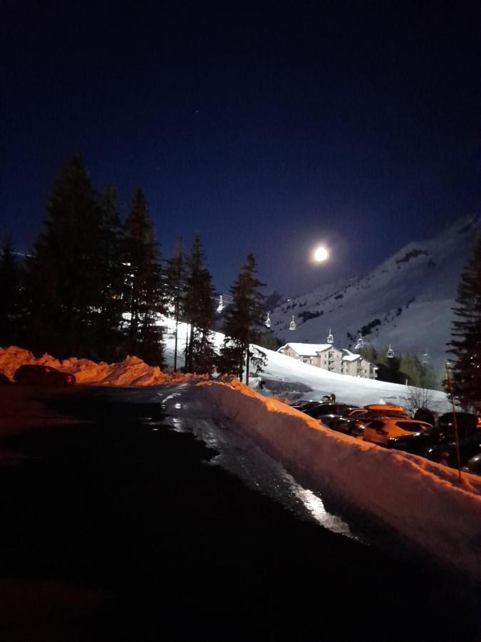 Appartement Au Coeur Des Aravis Manigod Luaran gambar